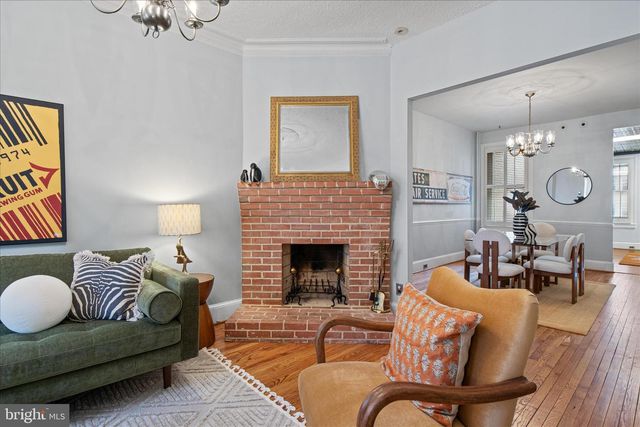 140 11TH ST NE, Washington, DC 20002