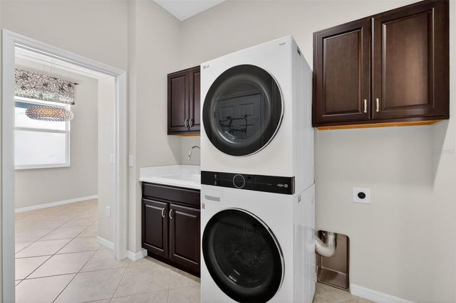 2389 PAWTUCKET PASS, Mount Dora, FL 32757