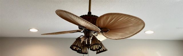 2389 PAWTUCKET PASS, Mount Dora, FL 32757