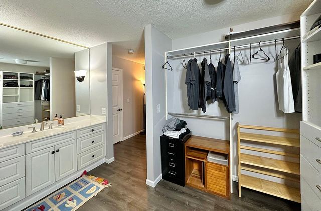 7510 Cahill Road 214B, Edina, MN 55439