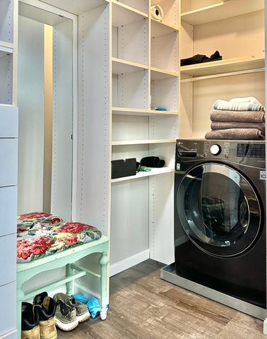 7510 Cahill Road 214B, Edina, MN 55439