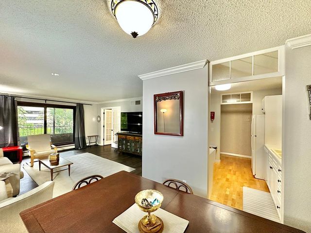 7510 Cahill Road 214B, Edina, MN 55439