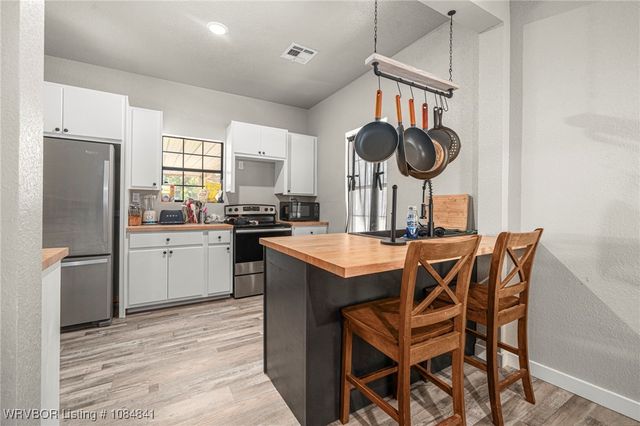 504 E Choctaw Avenue, Sallisaw, OK 74955