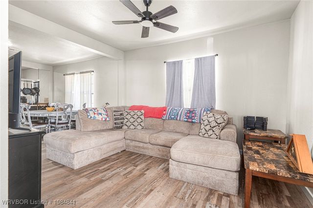 504 E Choctaw Avenue, Sallisaw, OK 74955