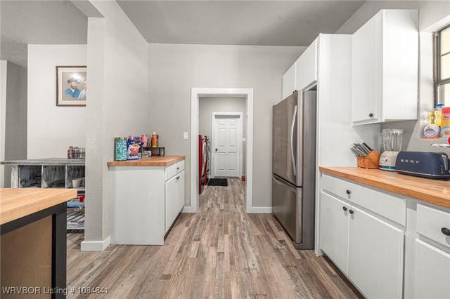 504 E Choctaw Avenue, Sallisaw, OK 74955