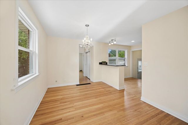 1307 Hull Avenue, Westchester, IL 60154