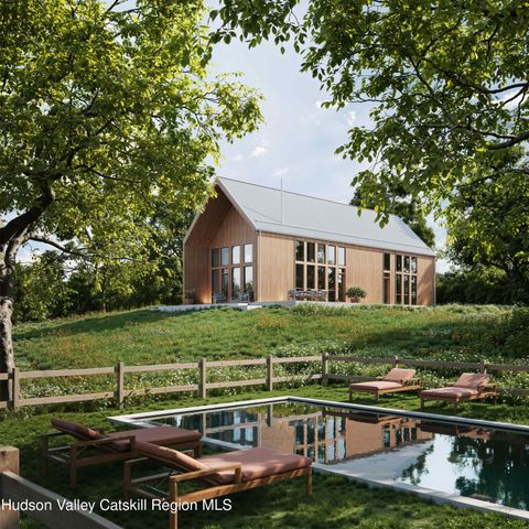 60 Stone Wall Path, Milan, NY 12571