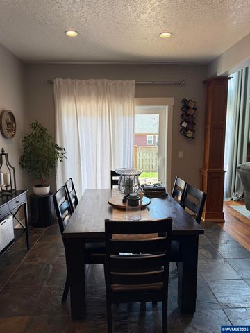 3730 Aberdeen St S, Salem, OR 97302