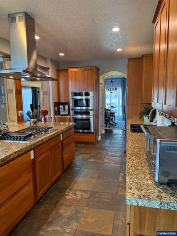 3730 Aberdeen St S, Salem, OR 97302