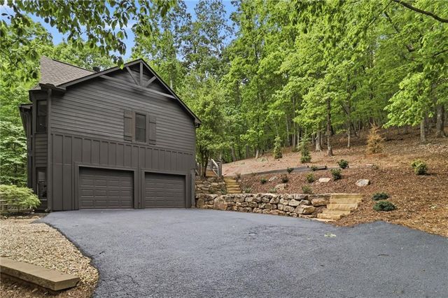648 Bellflower Drive, Big Canoe, GA 30143