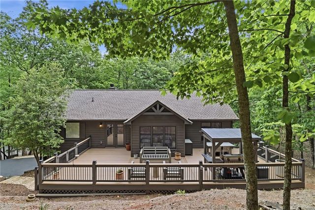 648 Bellflower Drive, Big Canoe, GA 30143