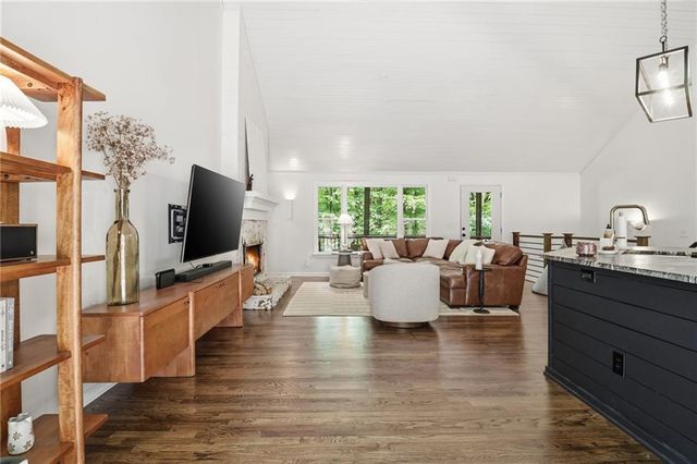 648 Bellflower Drive, Big Canoe, GA 30143