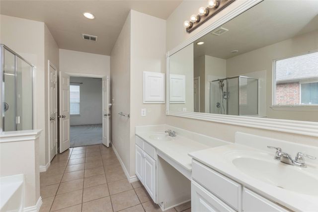 1125 Annalea Cove Drive, Lewisville, TX 75056