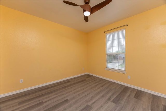 1125 Annalea Cove Drive, Lewisville, TX 75056