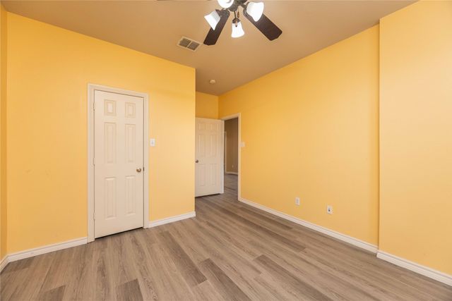 1125 Annalea Cove Drive, Lewisville, TX 75056