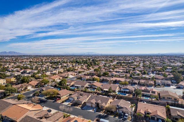 8217 Cabin Springs Avenue, Las Vegas, NV 89131