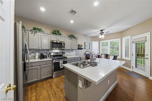 2695 Ivoryhill Street, Las Vegas, NV 89135