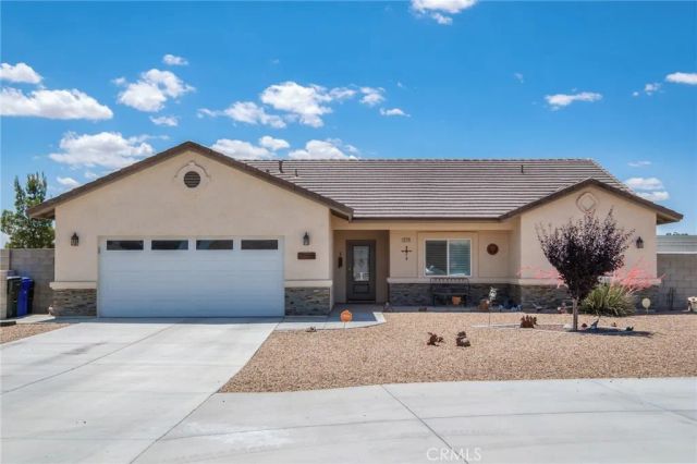 13178 Setancket, Apple Valley, CA 92308