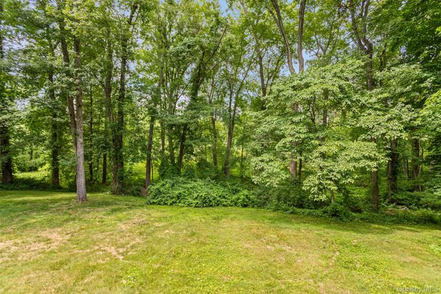 29 Cartway Lane W, Bedford, NY 10506