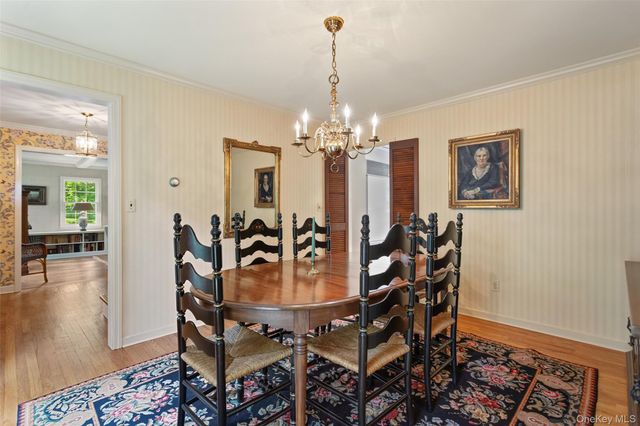 29 Cartway Lane W, Bedford, NY 10506