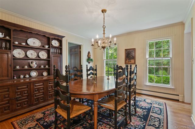 29 Cartway Lane W, Bedford, NY 10506