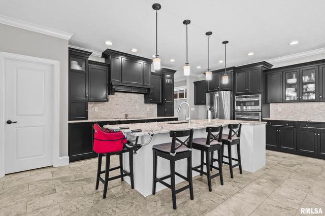 2804 Pat Tillman Drive, Springfield, IL 62711