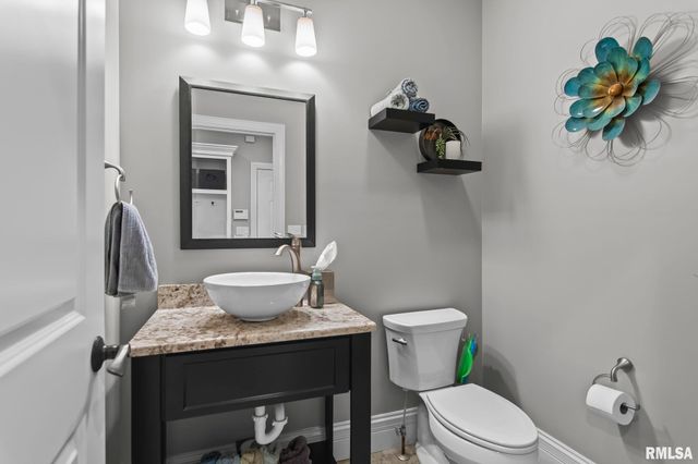 2804 Pat Tillman Drive, Springfield, IL 62711