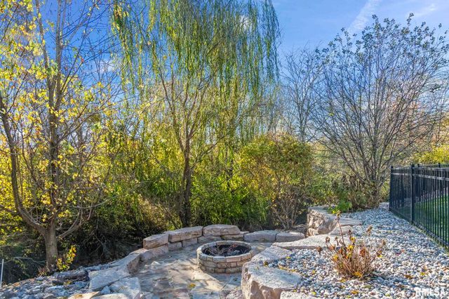 2804 Pat Tillman Drive, Springfield, IL 62711