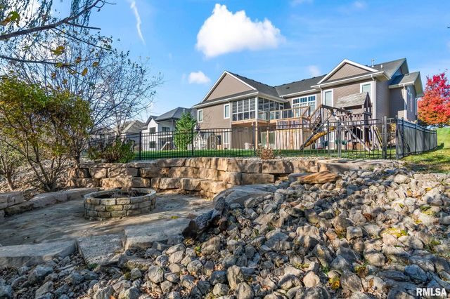 2804 Pat Tillman Drive, Springfield, IL 62711