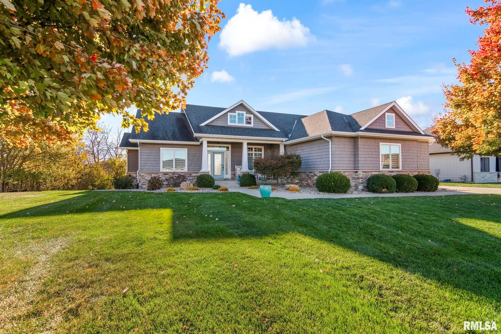 2804 Pat Tillman Drive, Springfield, IL 62711