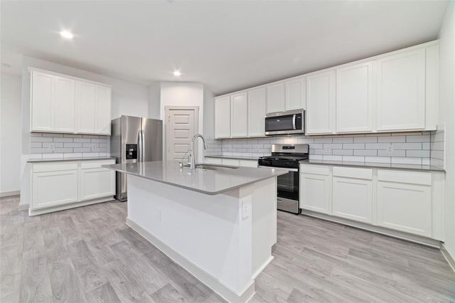 7207 Sunbreeze Lane, Rosenberg, TX 77469