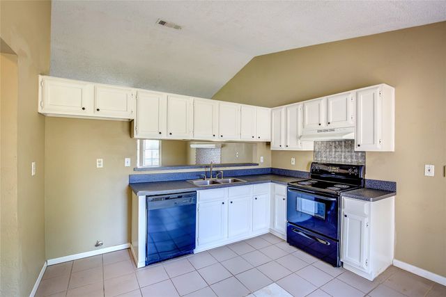 4624 Baytree Drive, Fort Worth, TX 76137