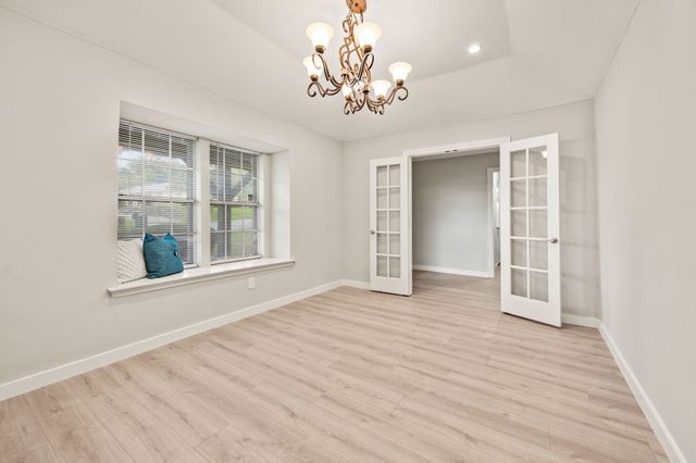 2214 Wilson Drive, Arlington, TX 76011
