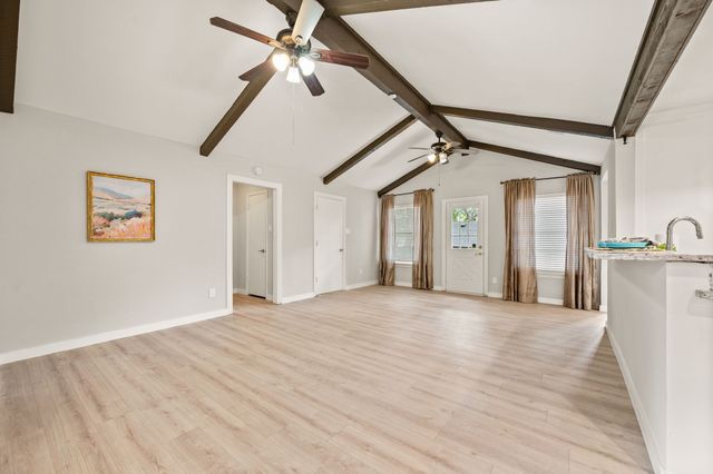 2214 Wilson Drive, Arlington, TX 76011