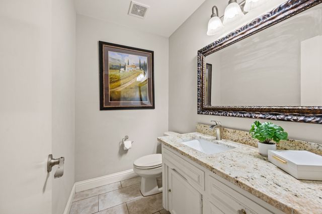 2214 Wilson Drive, Arlington, TX 76011