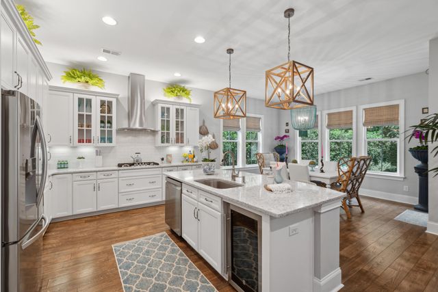 4278 Home Town Lane, Ravenel, SC 29470