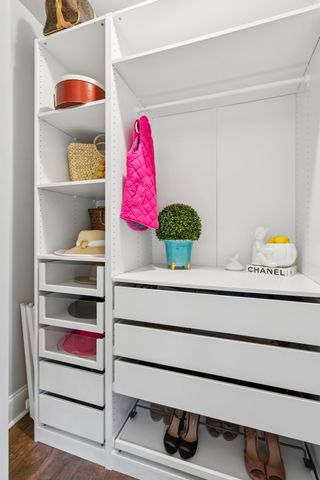 4278 Home Town Lane, Ravenel, SC 29470