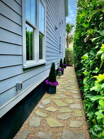 4278 Home Town Lane, Ravenel, SC 29470