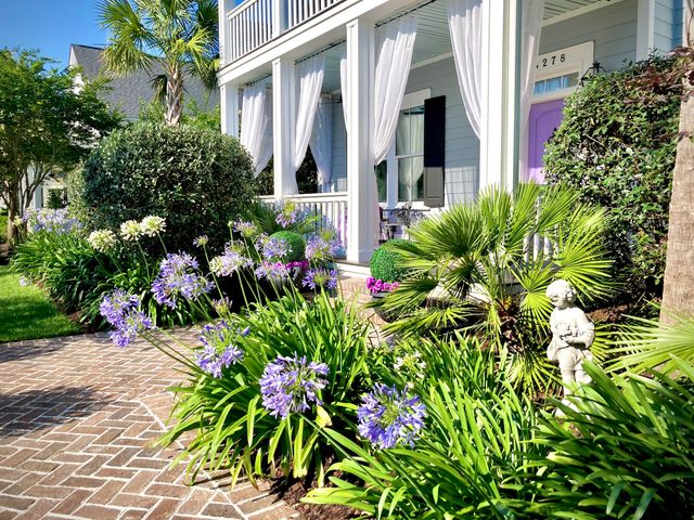 4278 Home Town Lane, Ravenel, SC 29470