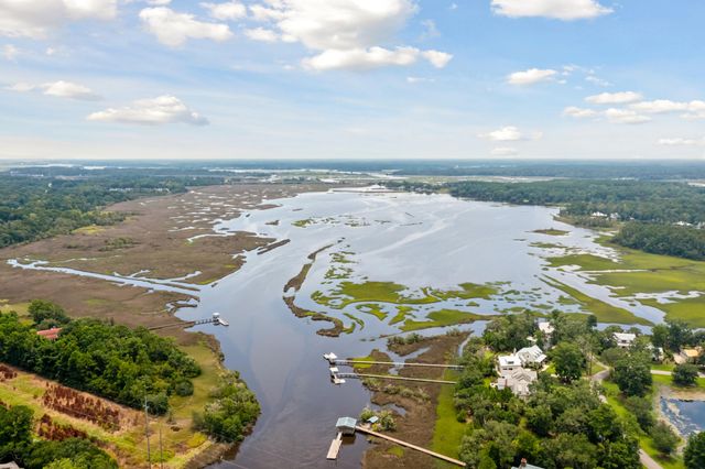 4278 Home Town Lane, Ravenel, SC 29470