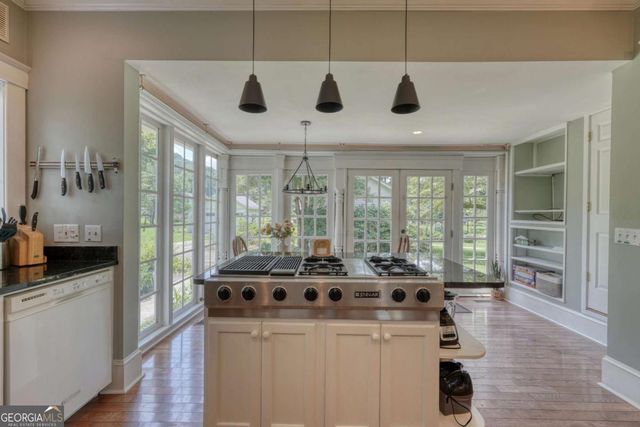 1194 Main Street, Andrews, NC 28901