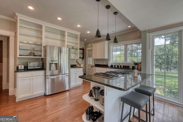 1194 Main Street, Andrews, NC 28901