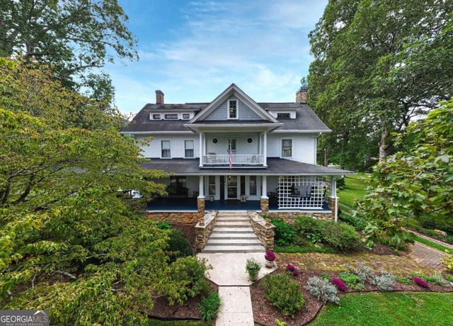 1194 Main Street, Andrews, NC 28901