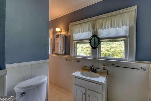 1194 Main Street, Andrews, NC 28901