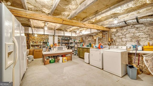 1194 Main Street, Andrews, NC 28901