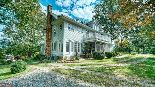 1194 Main Street, Andrews, NC 28901