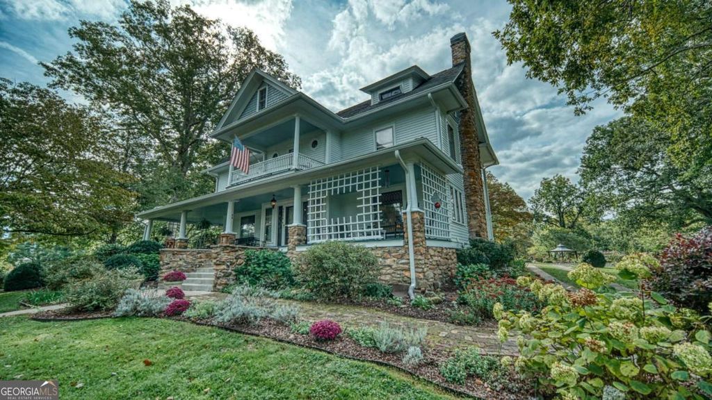 1194 Main Street, Andrews, NC 28901