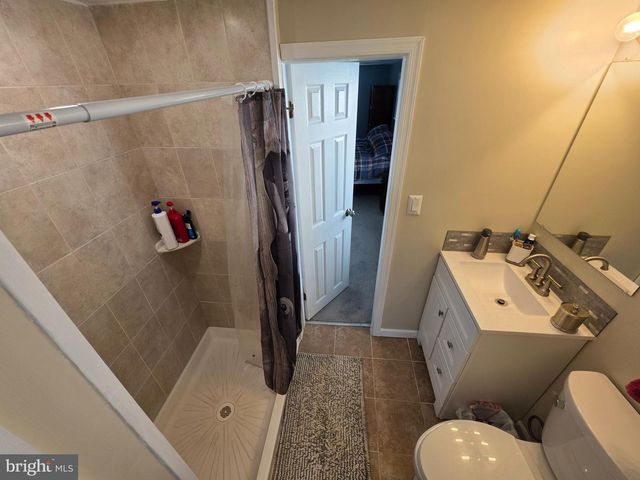 142 NEW RD, Horsham, PA 19044