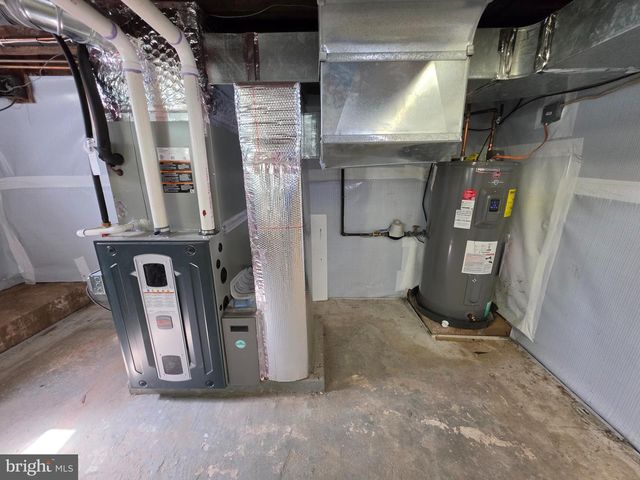 142 NEW RD, Horsham, PA 19044