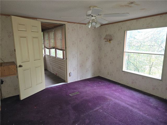 182 Glade Run Rd, Penn Twp, PA 16053